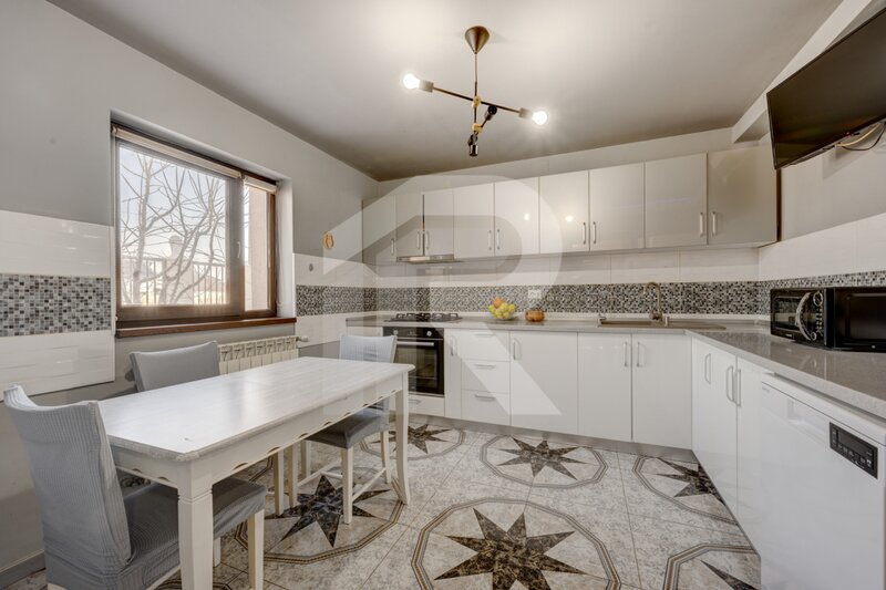 Berceni – Macului, casa 5 camere, 112 mp utili + pod 40mp, lot 320 mp!